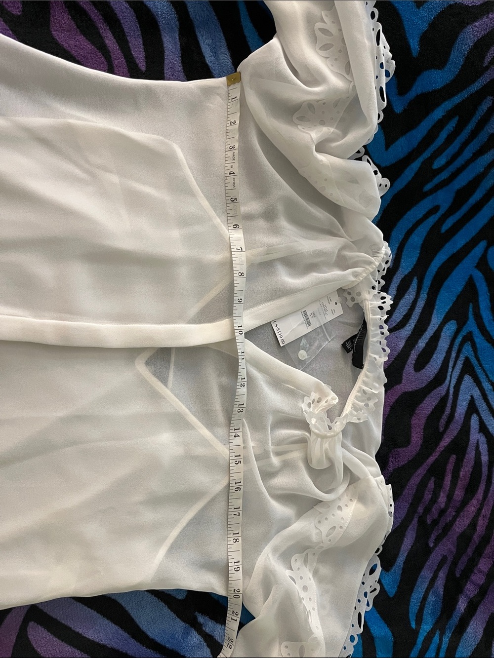 White House Black Market Laser Cut Ruffle Sleeve Blouse - Picture 7 of 7